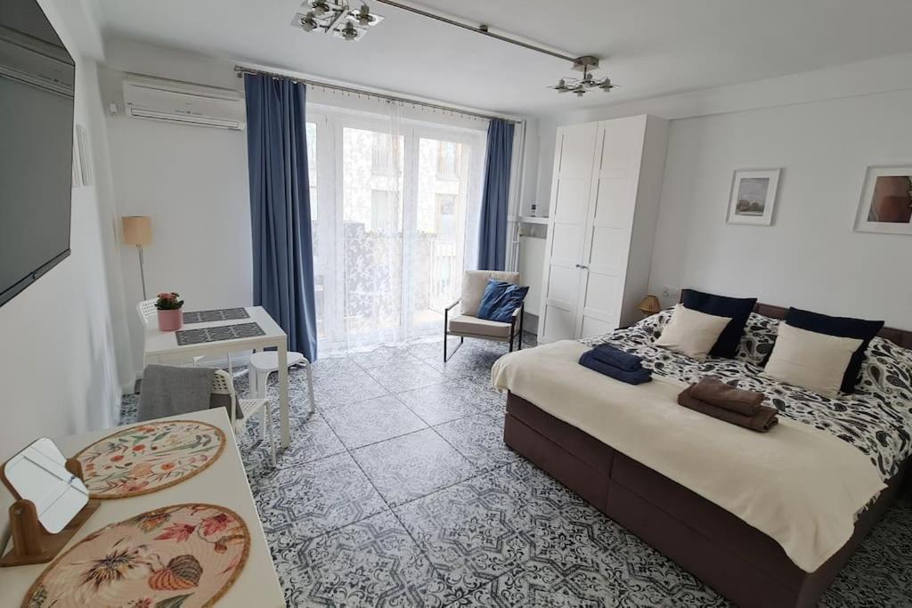 Apartament Poludniowy Z Balkonem 2 Osoby Warszawa Exteriör bild